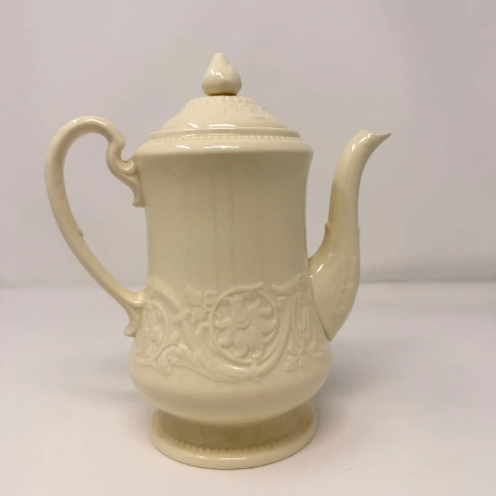 Wedgwood Patrician add touch